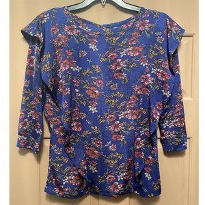 Free People blue top with flowers size Small